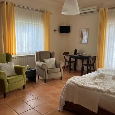 Casa Estevas Bed & Breakfast Foz do Cobrão