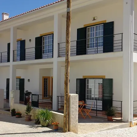 Alojamento de Acomodação e Pequeno-almoço Casa Estevas